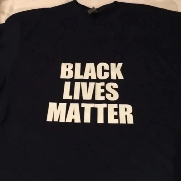 Gildan t shirt  XL - Picture 2 of 16